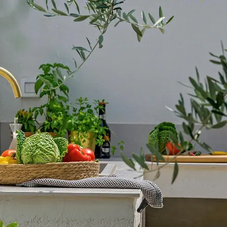 Guest house Luxury Del Sogno With Pool, Jacuzzi, Parking *
