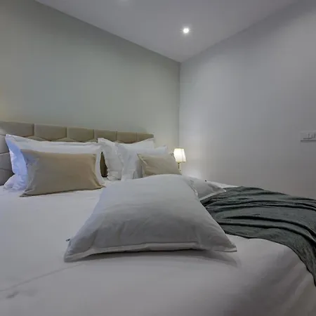 Guest house Luxury Del Sogno With Pool, Jacuzzi, Parking